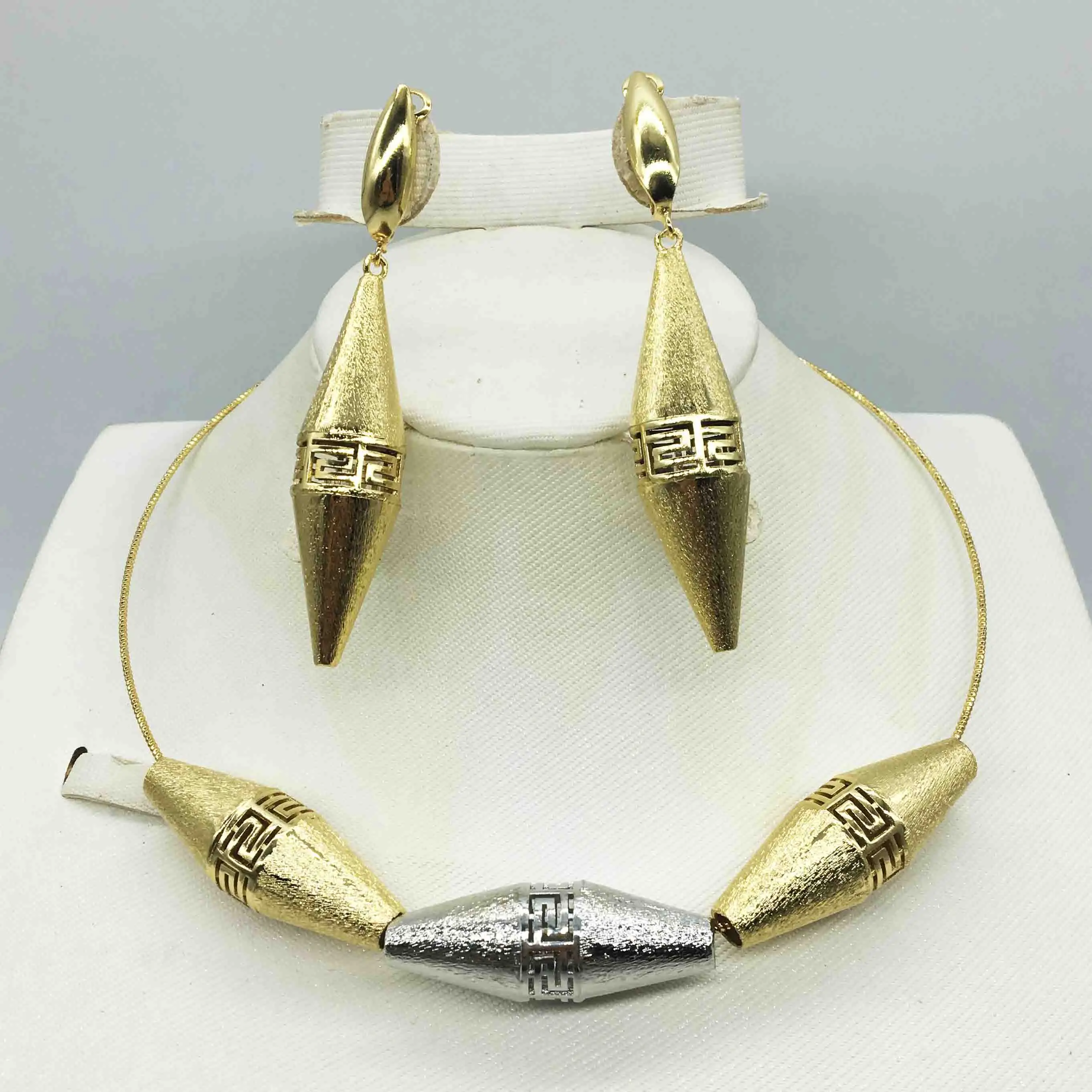 Лидер продаж набор свадебных украшений с африканскими бусинами Дубай золотого