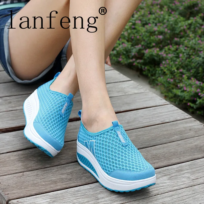 

Увеличивающая рост женская обувь на платформе для фитнеса тренировочная свободная спортивная обувь из сетчатой ткани обувь для женщин про...