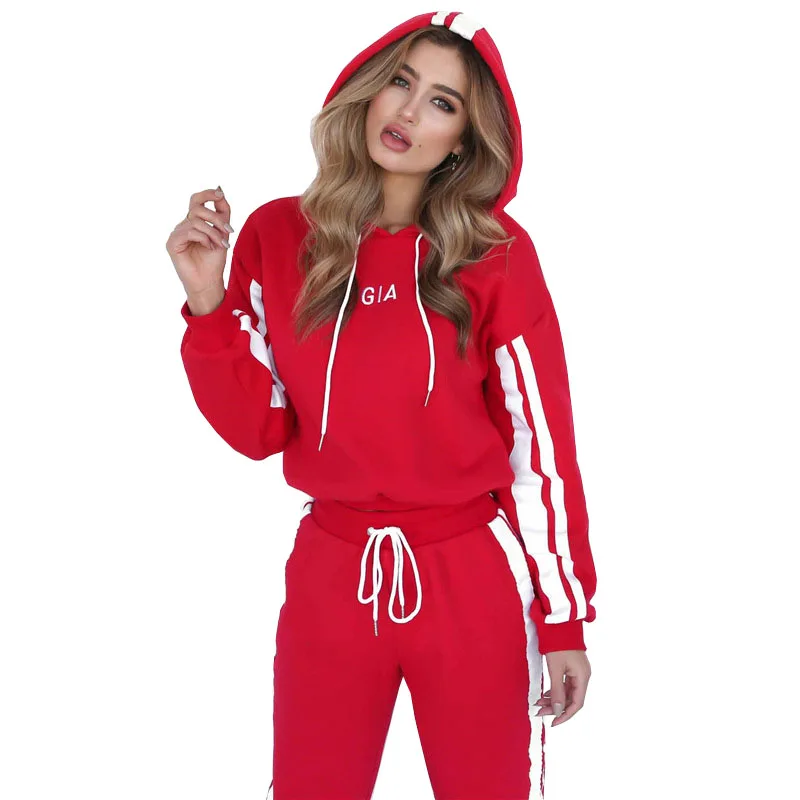 Модный комплект одежды из двух предметов для женщин осень зима полосатая