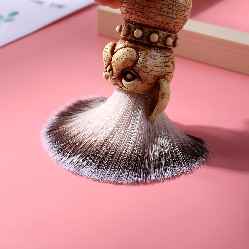 

Professional Shaving Brush Nylon Bristle Wooden Dog Handle Men Hair Bristle Beard Soften Cleaning Brush Beauty Care Tool
