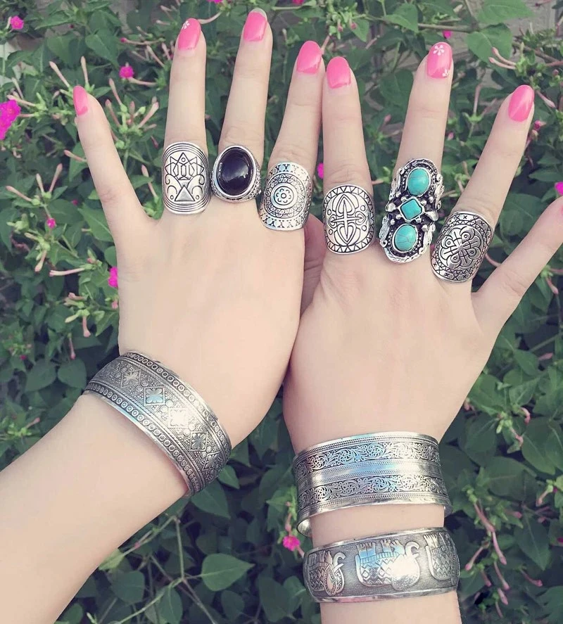 Богемное кольцо в стиле панк с большим круглым зеленым камнем из металла для