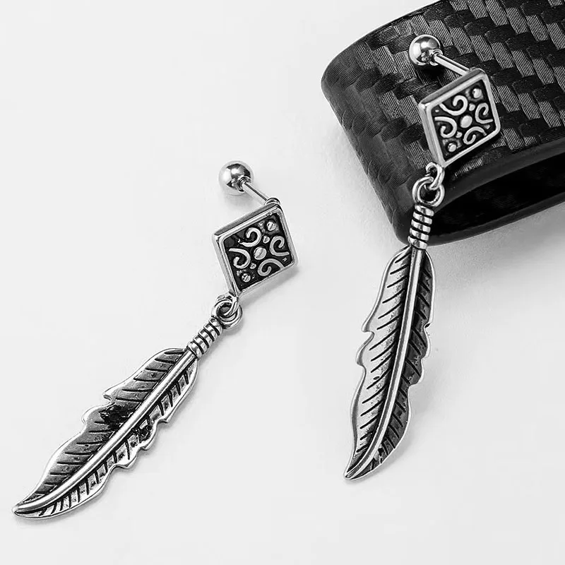 

HMES 1Pcs Punk Hip-Hop Earrings Feather Earrings Do Not Lose Color Fashion Classic Earrings Accessories Gift