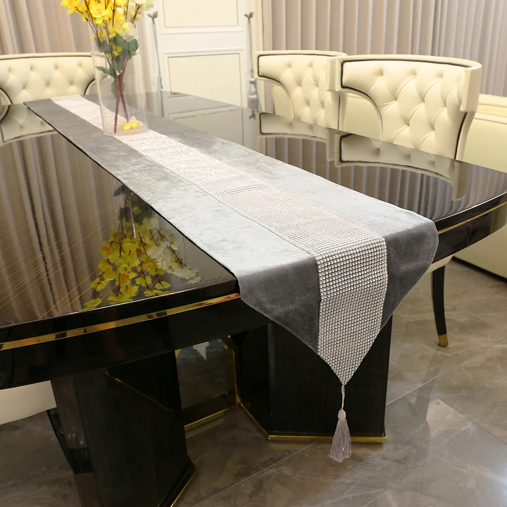 

Luxury Diamonds Fleece Table Runners With Tassel Placemats Polyester Table Runners For Wedding Party Events Home Decor
