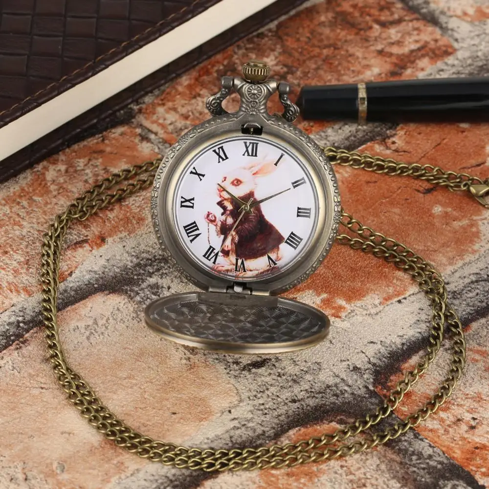 

2020 Vintage Antique Cooper Alice In Wonderland Mr. Rabbit Pattern Cute Quartz Pocket Watch Men Women Gift With Necklace Chain