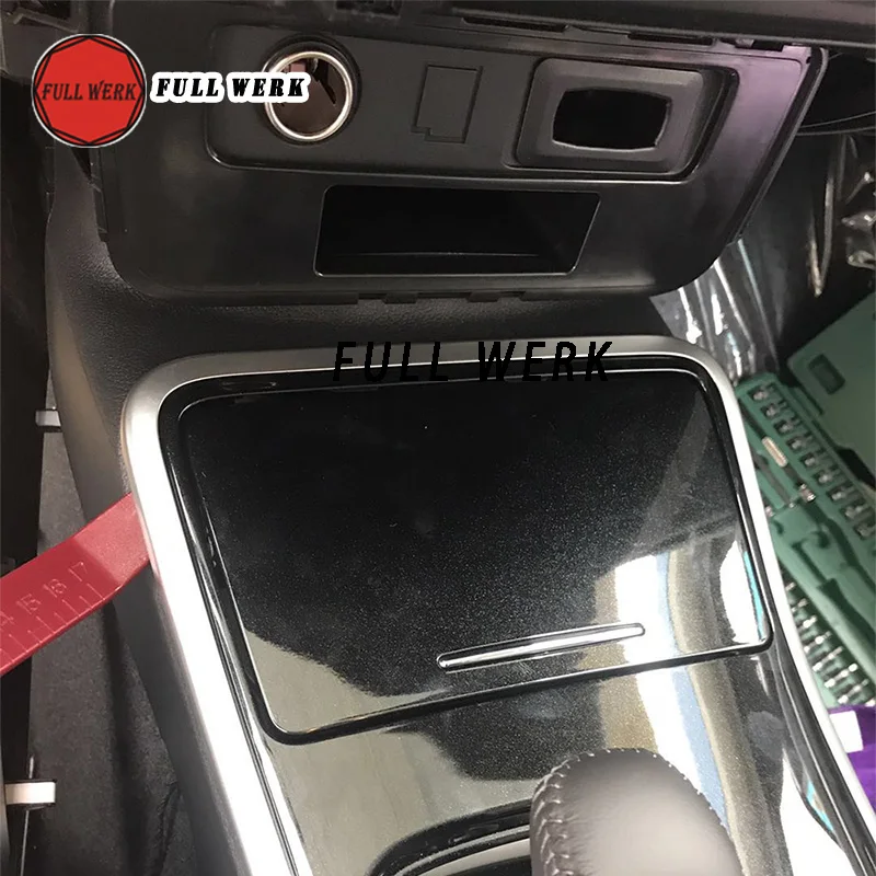 Автомобильный беспроводной модуль зарядного устройства для телефона Mitsubishi Outlander