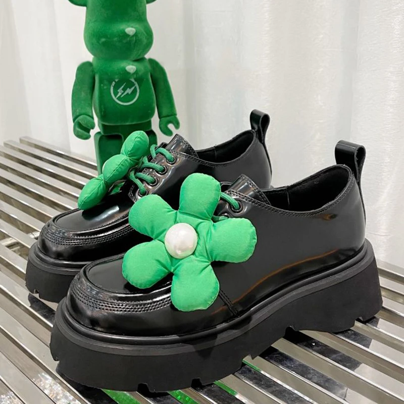 

Новое поступление, женская обувь, Весенняя модель, модная женская классическая обувь на толстой подошве с цветочным декором, с круглым носк...