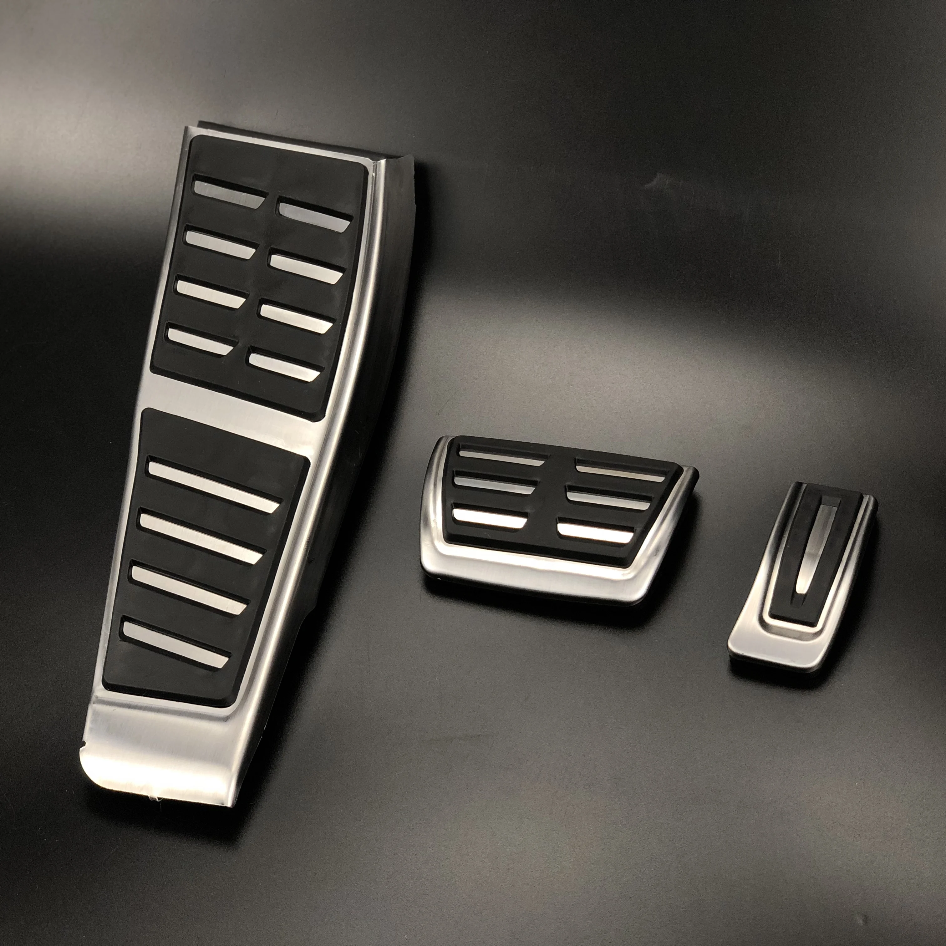 Газ топлива Тормозная Мертвого подставка для ног педаль Крышка Кепки накладка