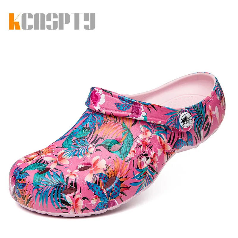 

Summer Casual Sandals Women High Platform 2020 New Beach Slippers Breathable Hole Flats Ladies Clogs Water Shoes Women Sandals