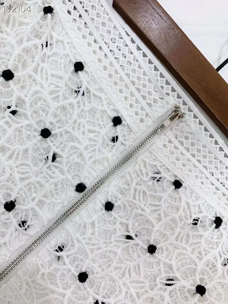 

2020 Summer Fashion Club High Quality Ladies Polka Dot Lace Crochet Embroidery Sexy Off Shoulder Mini Ruffle Dress