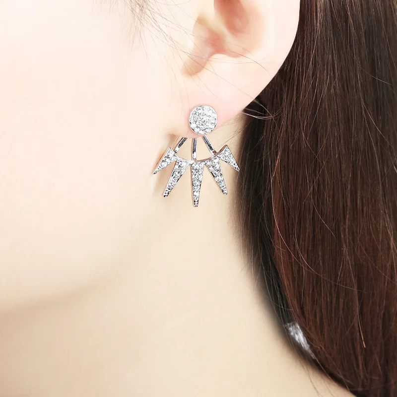 

Hot-selling Diamond-studded Classic Stud Earrings Disc Rhinestones Full Diamond Back-wearing Triangle Earrings Ear Jewelry