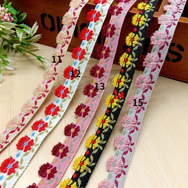 

20 Yards Ethnic Style Jacquard Ribbon Trim Embroidery Flower Fruit Lace Webbing Tassel Trim DIY Clothing Sewing Home Decoration