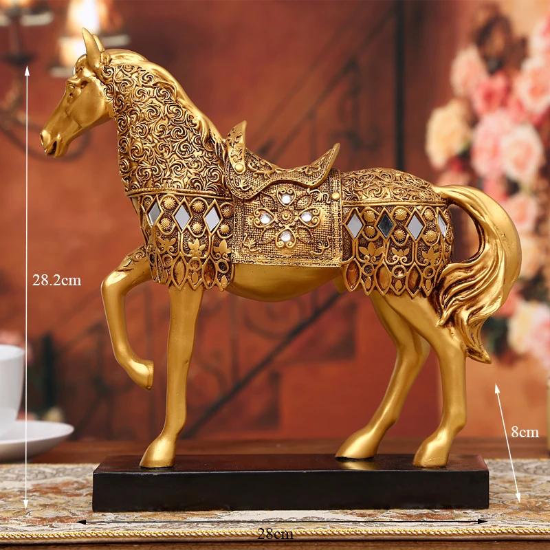 Европейская смола золотая статуя рыцаря животного скульптура лошадь