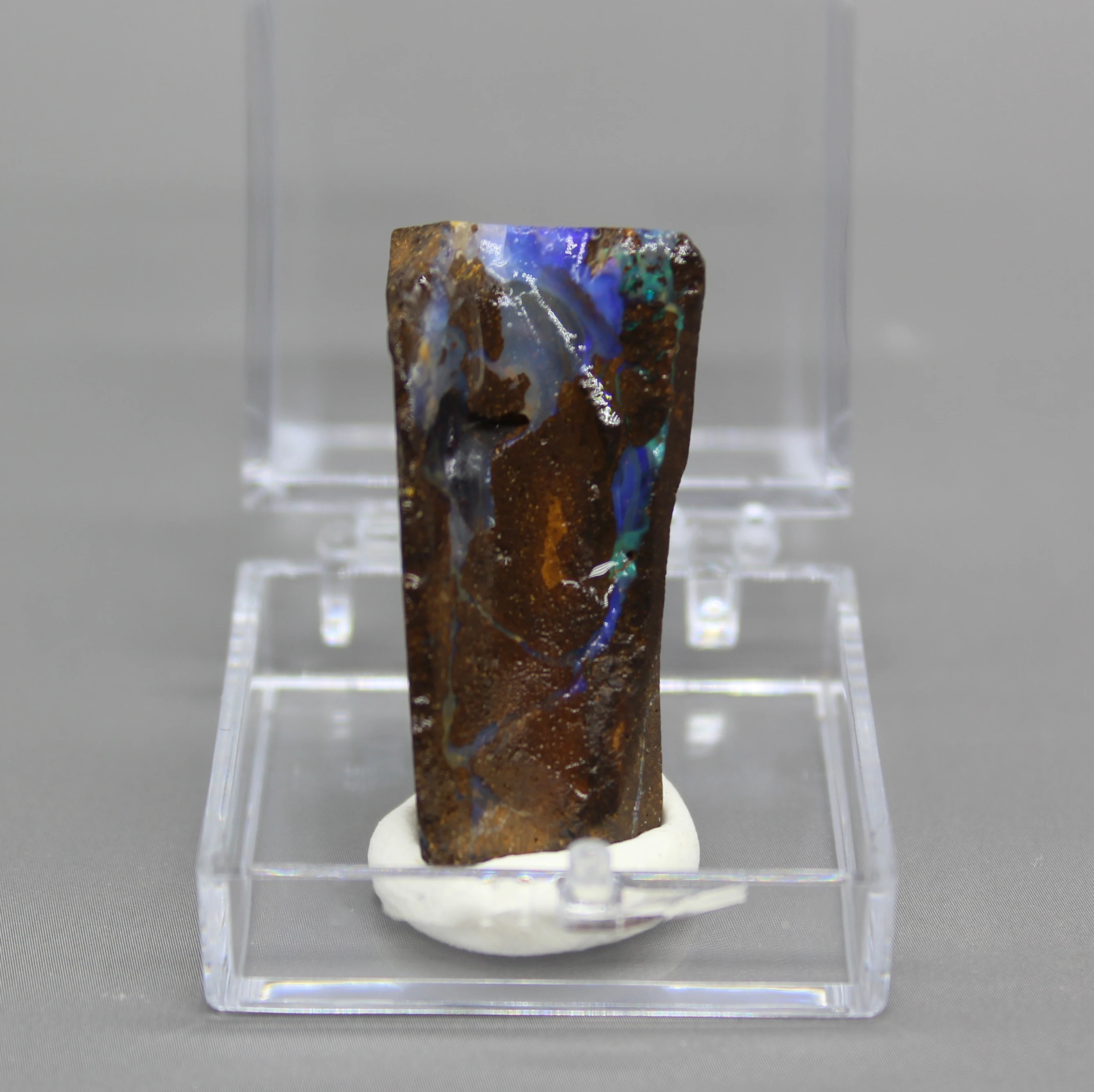 

100% natural rare Australian iron opal (photographed in wet water state) gem mineral specimen quartz gemstones box size 3.4 cm