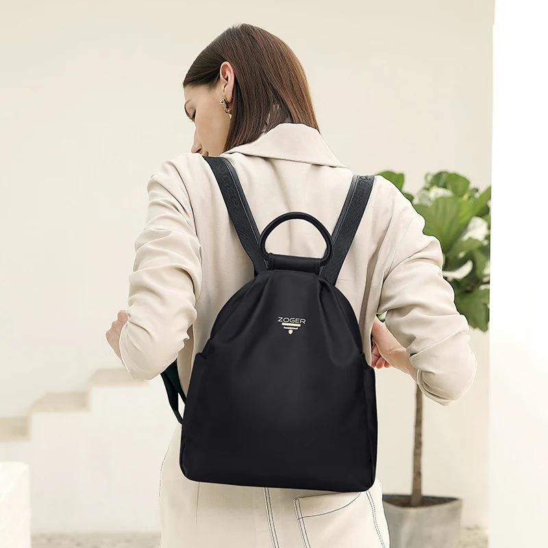 Рюкзак женский нейлоновый водонепроницаемый вместительный для школы с защитой