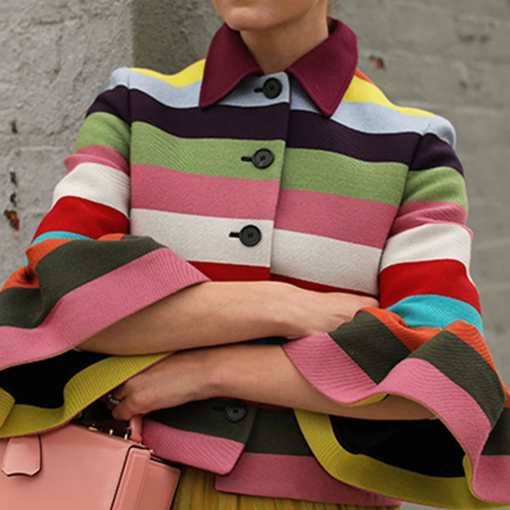 Модные пальто женская осенняя куртка в радужную полоску 3/4 однобортное с