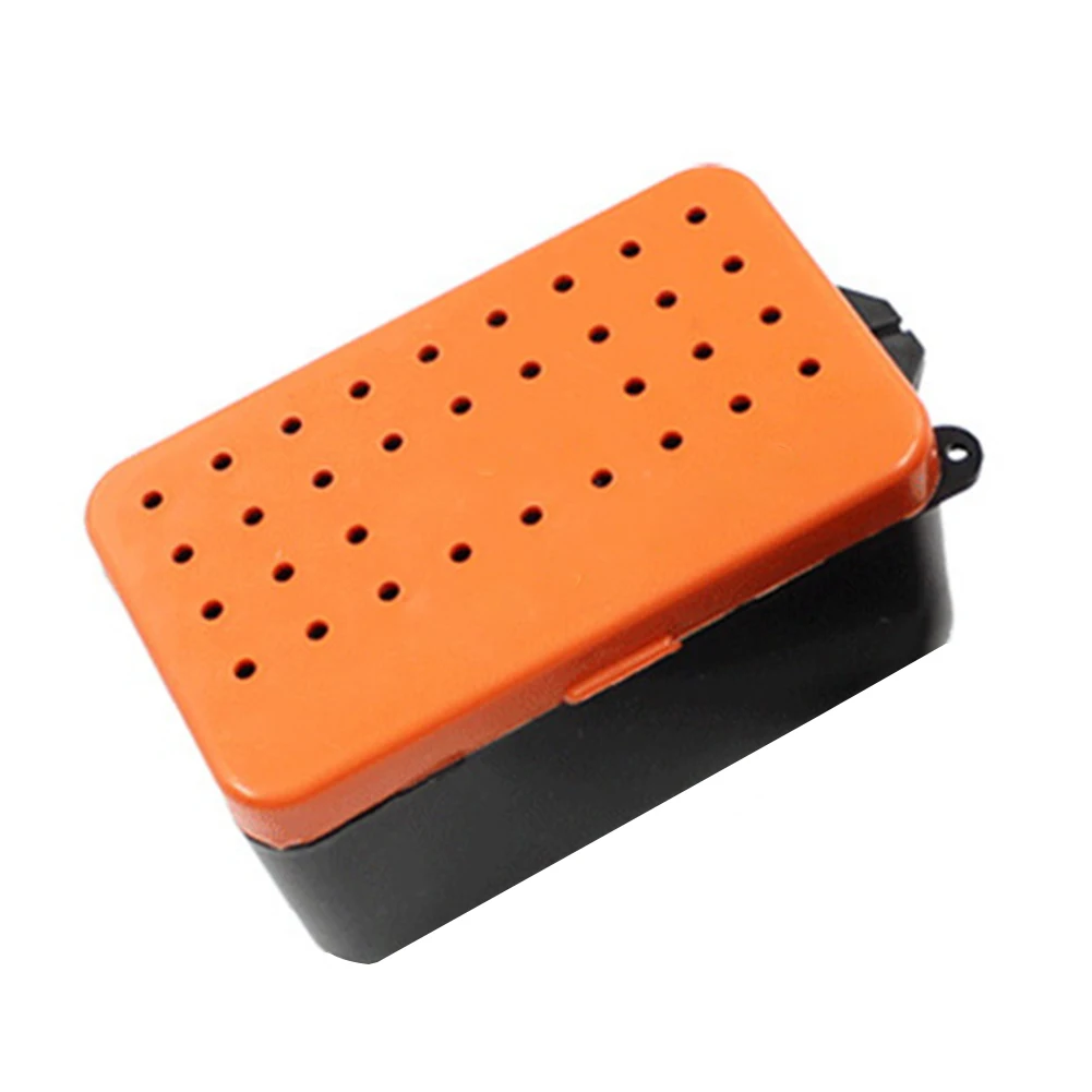 

High Quality Breathable Plastic Fishing Live Bait Storage Box Earthworm Bloodworms Bait Container Box Fishing Accessories