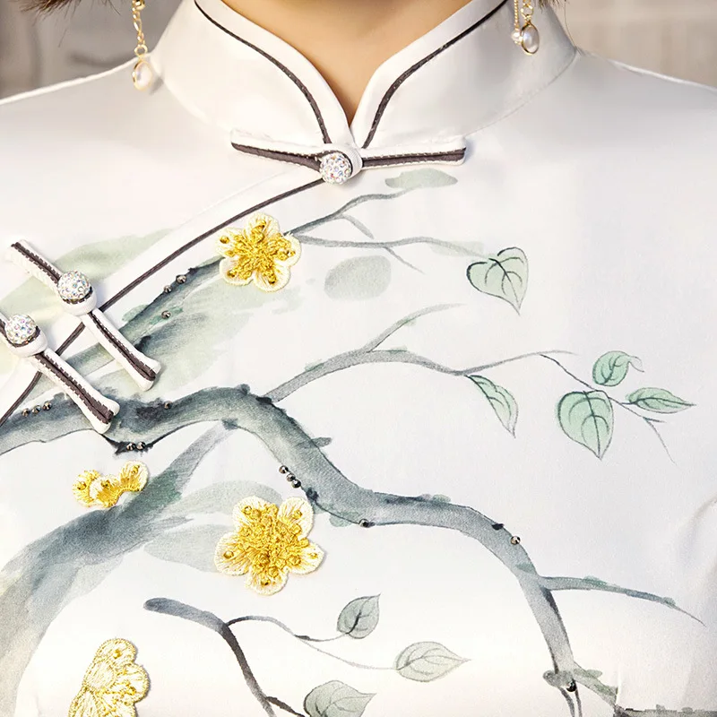 2020 Short Sleeve Summer Chinese Traditional Dress for Women Cheongsam Qipao Embroidery Vintage Print Qi Pao Vietmam Clothes |