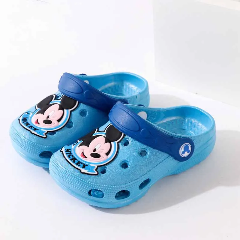 SH076-SkyBlue Летней одежды с Микки-Маусом для маленьких мальчиков тапочки Минни отверстие обувь Cave для девочек с мультяшным изображением и сделанный из ПВХ, приятного вида Детская домашняя обувь ребенок пляжа маленькая девочка обувь - Цвет: SH076-SkyBlue