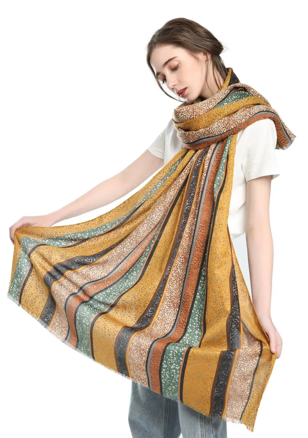 

2021 Autumn And Winter Women's New European And American Wild Cotton Mid-Length Shawl Gypsophila Scarf