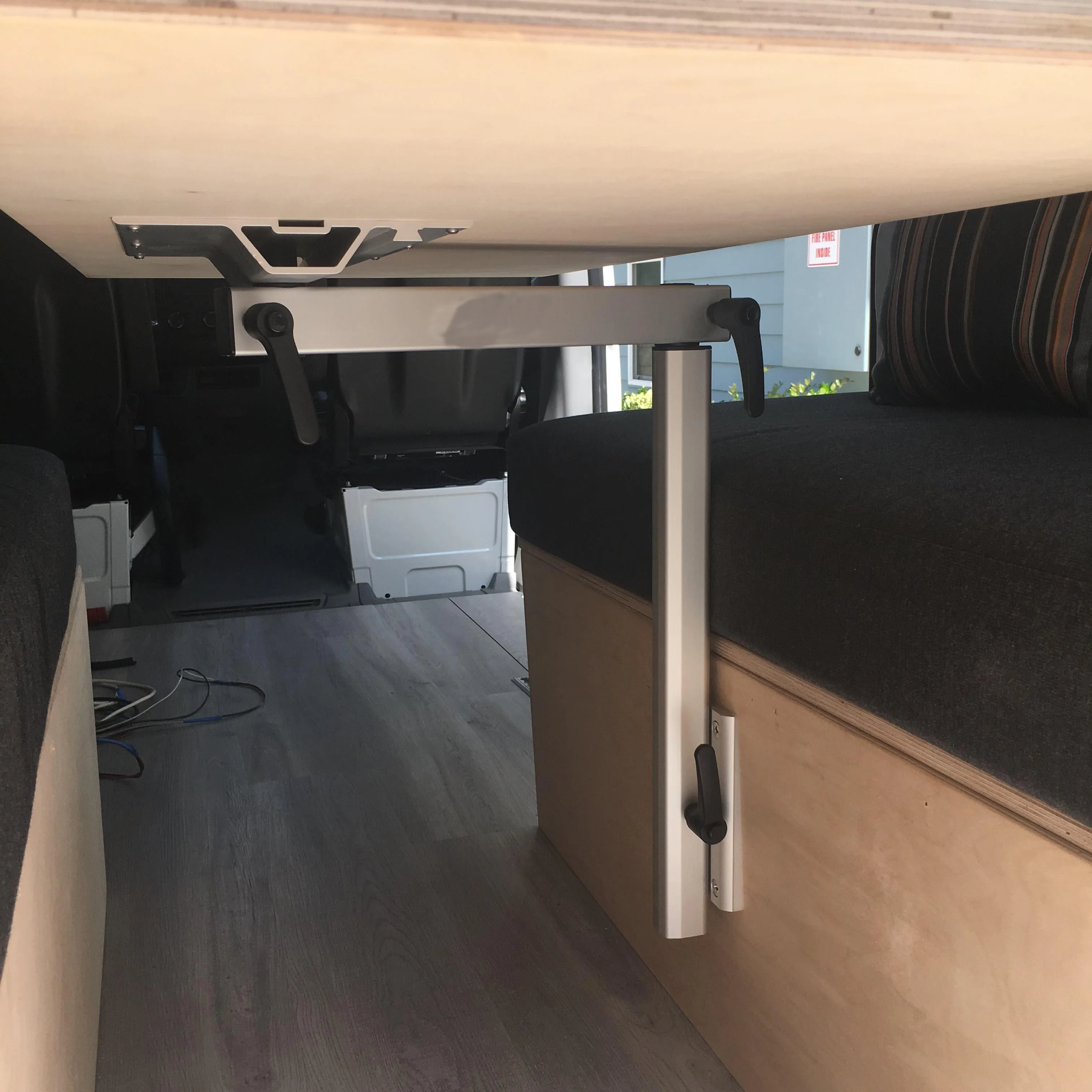 

Складные ножки для автомобиля RV из сплава