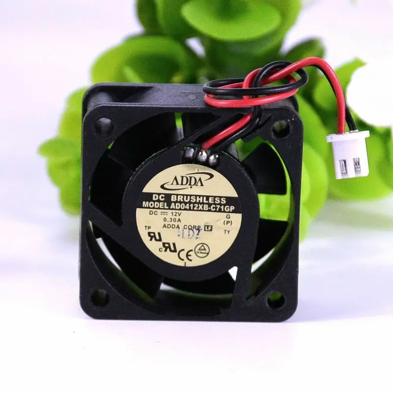Новый ADDA 4020 12V 4 см 0.30A AD0412XB C71GP Вентилятор охлаждения Бесплатная
