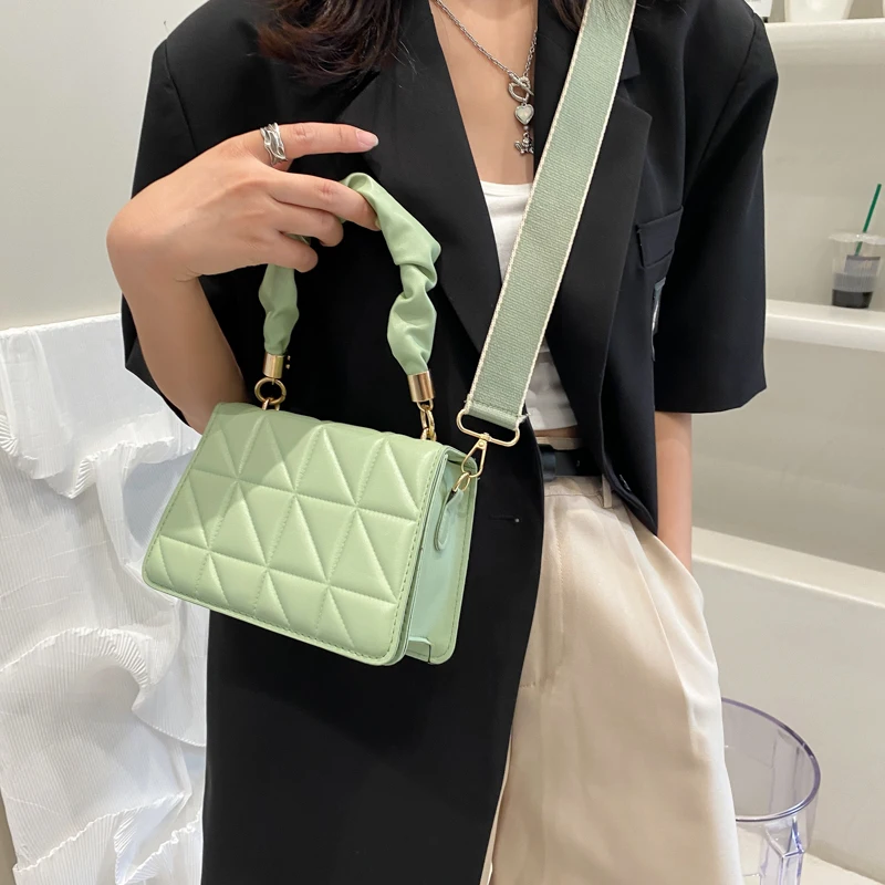 

Brand PU Leather Women's Crossbody Bag Fashion High Quality Lingge Female Handbag Luxury Designer Square Flip Lock Handbag Purse
