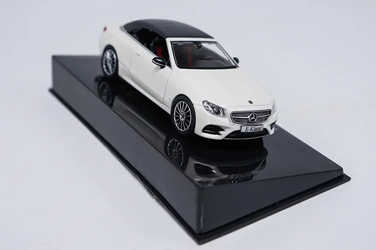 1:43 E300 E-KASE Coupe модель сплава автомобиля статические высокой моделирования металлические модельные автомобили с оригинальной коробкой