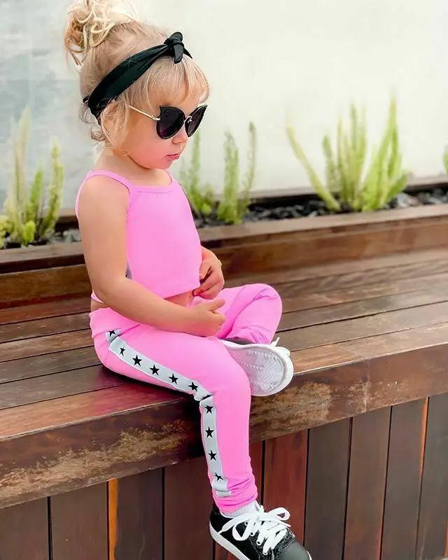 Летний детский спортивный костюм с розовыми звездами|Комплекты одежды для
