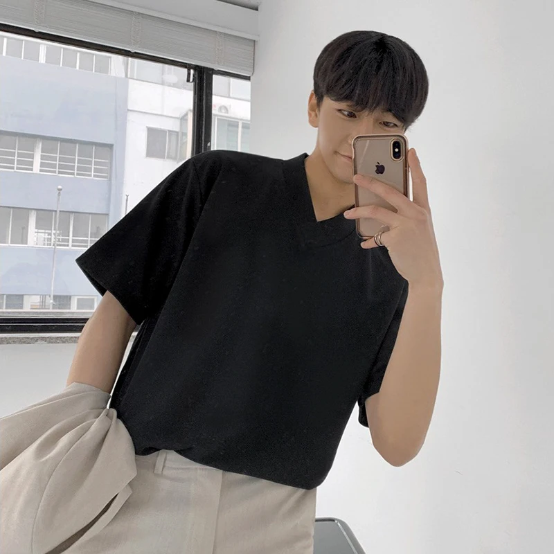 Однотонная футболка с V-образным вырезом мужские летние свободные половинчатые