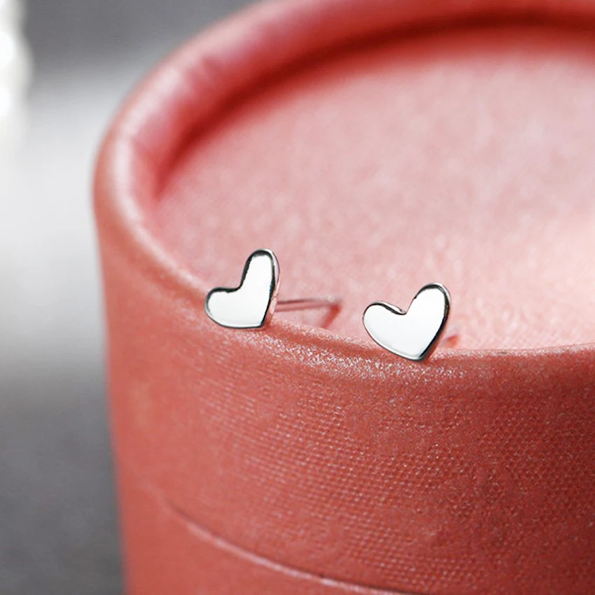 

2021 Fashion Minimalism Real Love Heart Earrings for Women Students Hypoallergenic Protection Ear Piercing Youth Jewelry Gift