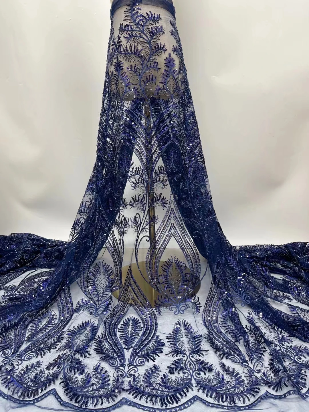 

Luxury Navy blue African Sequins Lace Fabrics High-End 3D Embroidery Tulle Beaded Lace Fabric For Bridal Wedding Dress