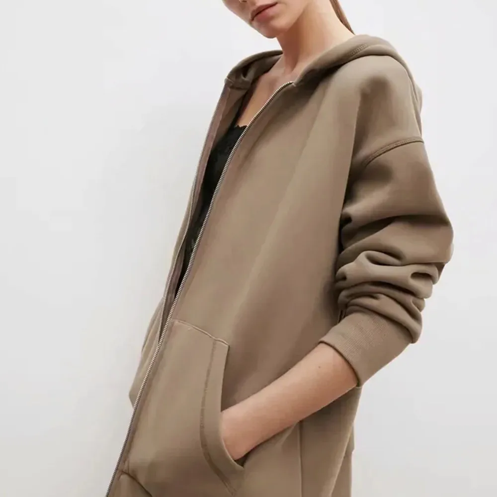 

New Arrival Fashion Winter Solid Casual Long-sleeved Zipper Jacket with Pockets Chic Loose Fleece Coat Women Black Brown 2020