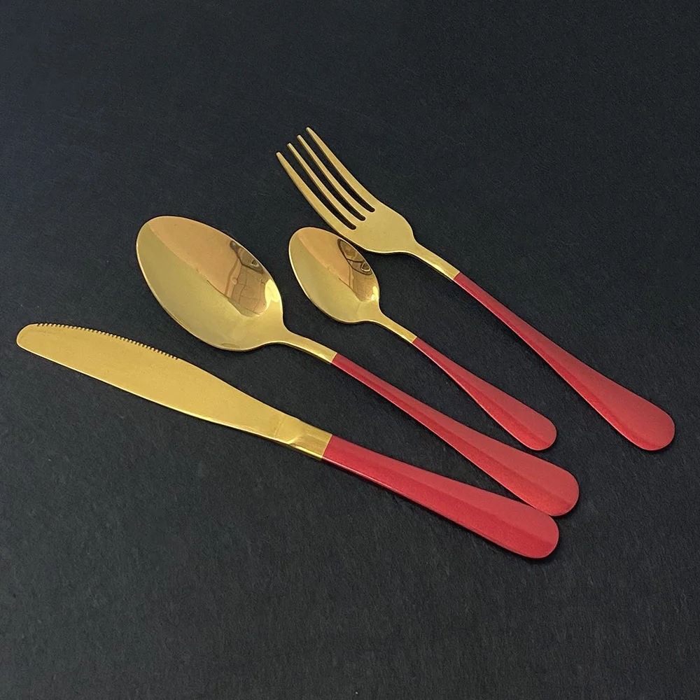 Набор столовых приборов черного и золотого цвета столовая посуда 4 шт. 18/10