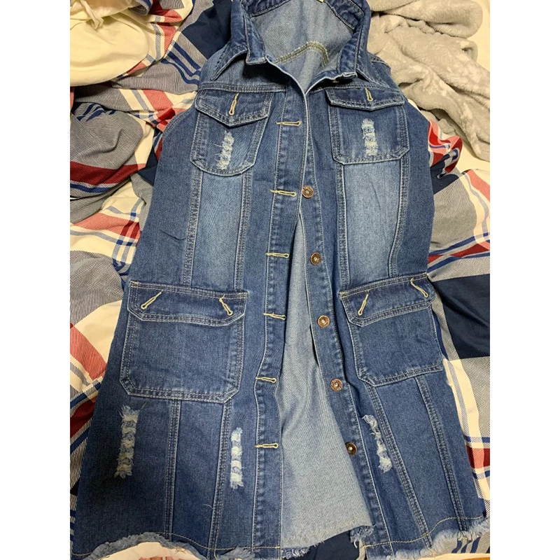 Женский джинсовый жилет с отложным воротником повседневный из денима дырками