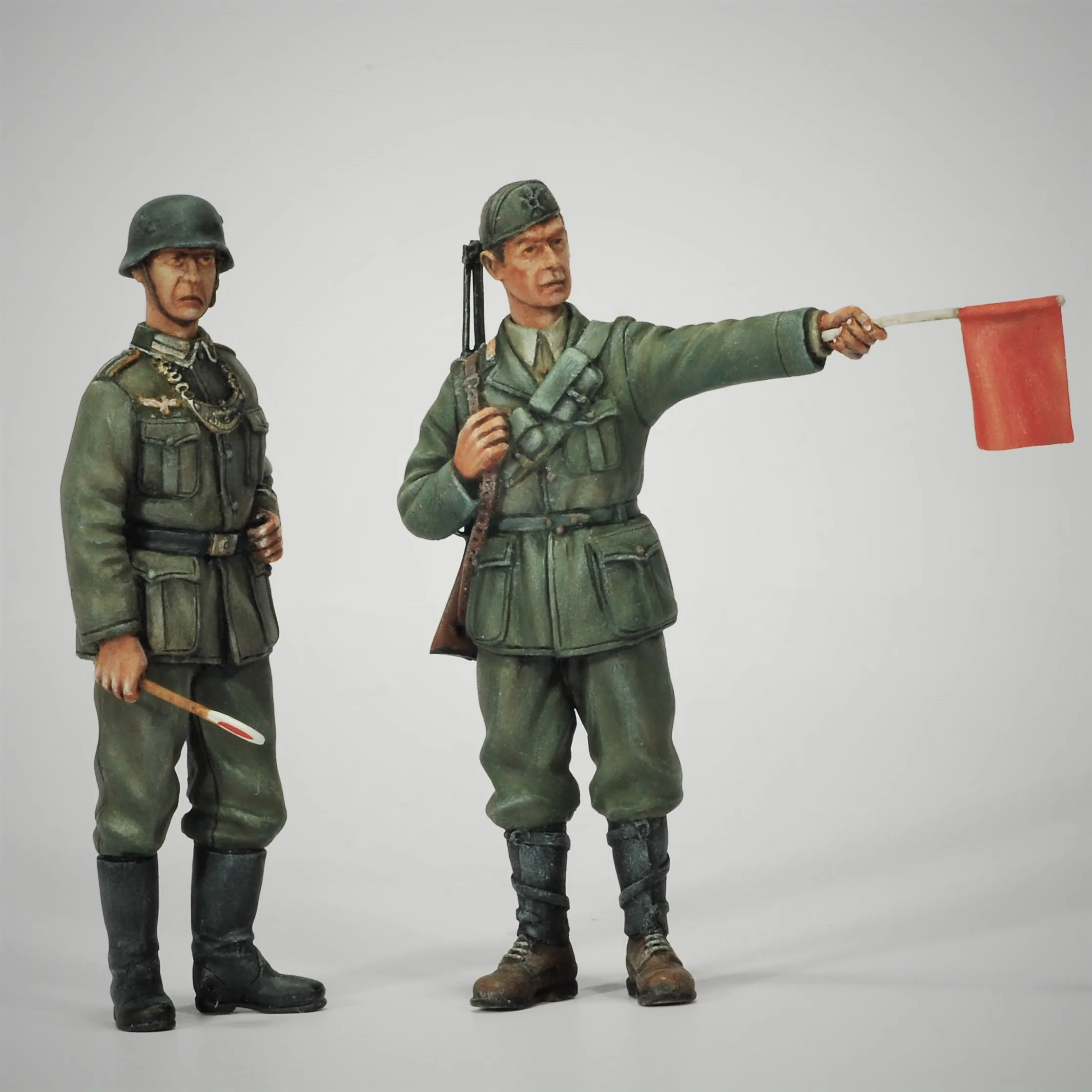 

1/35 Scale war Series Resin model 2 Figures Unassembled Uncolored Free shipping