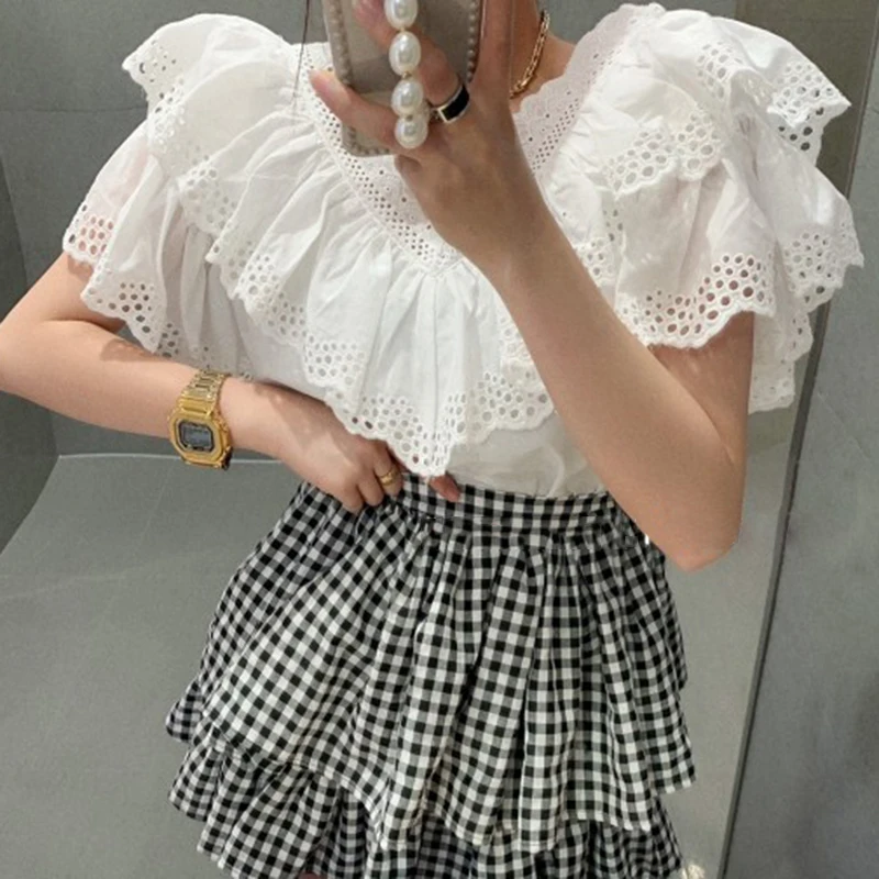 

GALCAUR Lace Patchwork Shirt For Women Square Collar Puff Short Sleeve Hollow Out Solid Blouses Female Fashion Clothes 2021 Tide