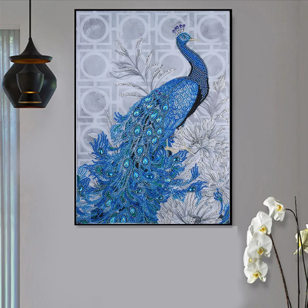 

Animal partial Rhinestone Peacock 5D Diamond DIY Diamond Painting Special Daimond accessories,Diamond Embroider,home decor