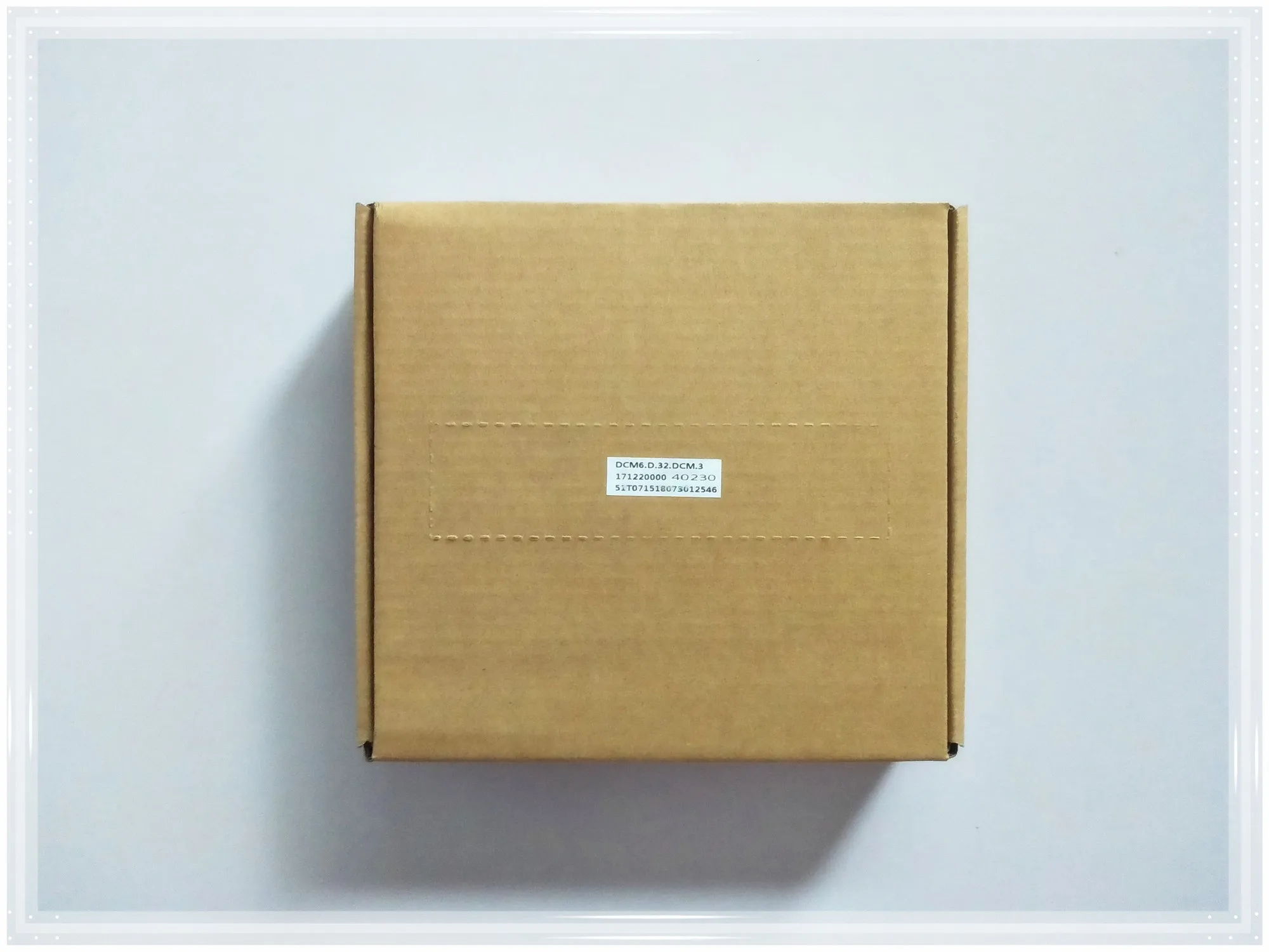 Original, apply to the air conditioning network centralized controller, display board dcm6543 remote dual switch controller, lin