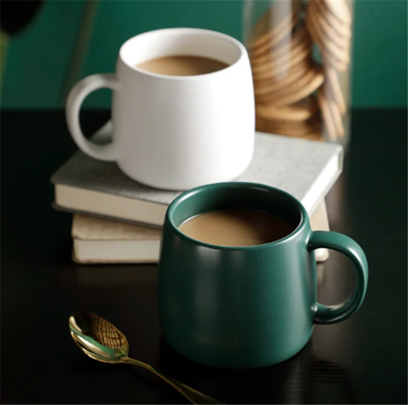 

Nordic style Ceramic Coffee Cup Creative Vintage Cup Cafe Bar Supplies Breakfast Cup Mug with Handle Solid color