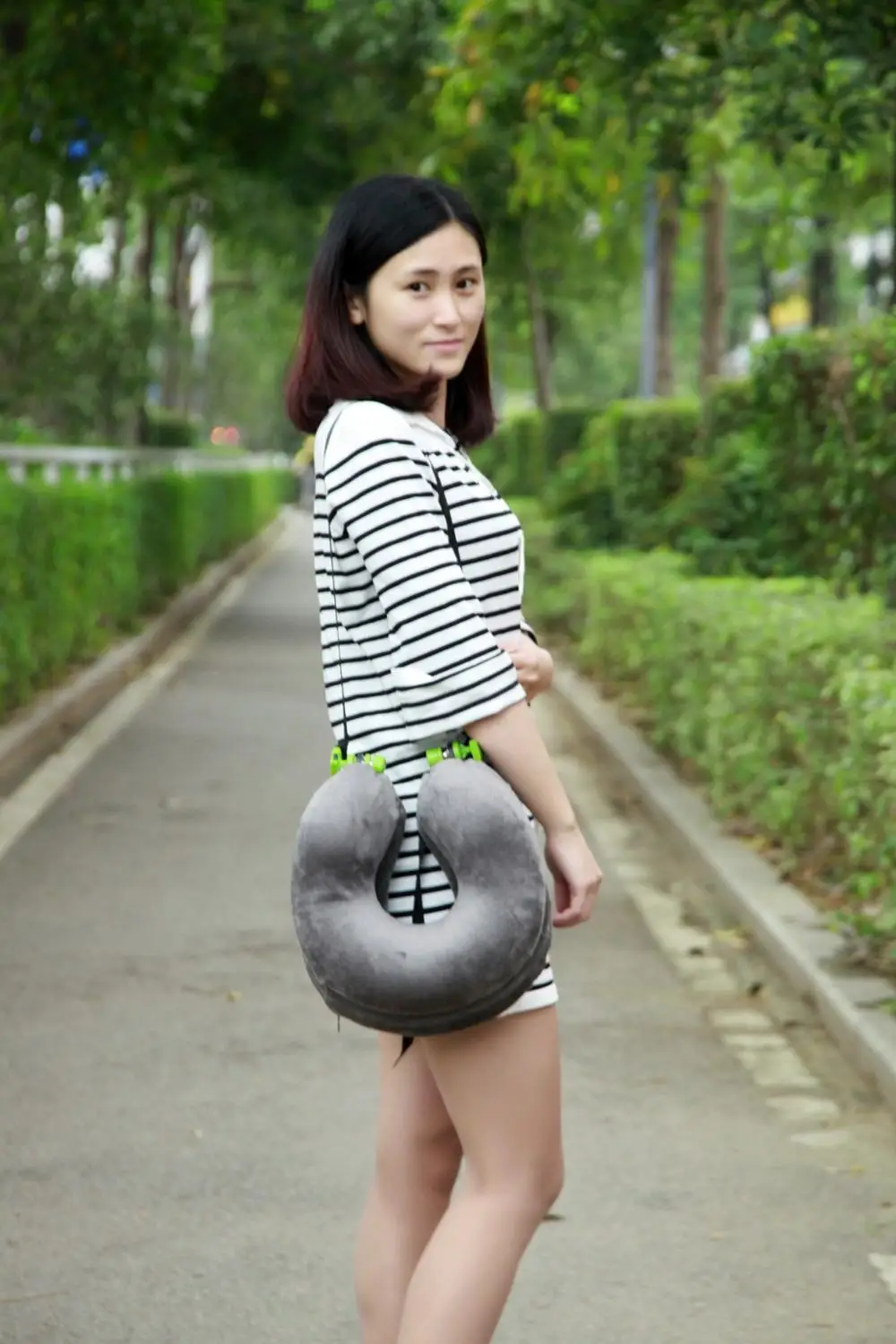 Подушка ошейник из пены с эффектом памяти|Массажные подушки| |