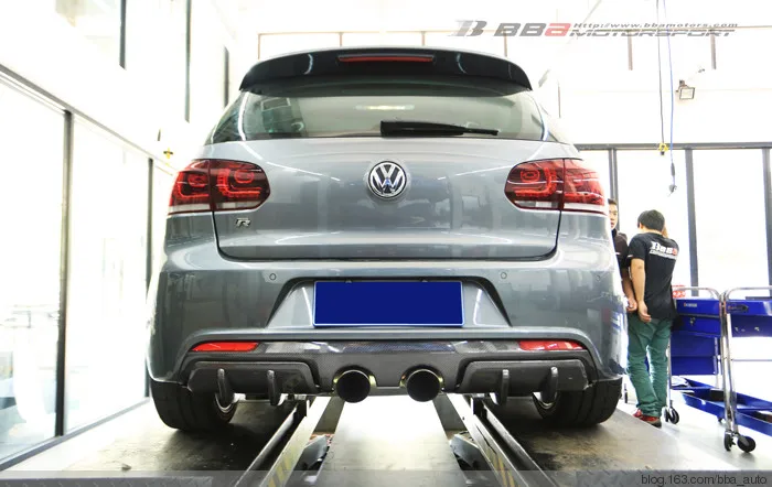 Golf 6 R20 Углеволокно 2 шт. Стайлинг автомобиля задний бампер сплиттер Накладка для