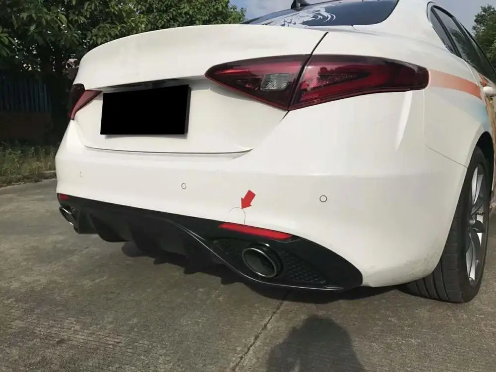 Car Rear Bumper Lip Diffuser With Exhaust tips for alfa Giulia Sedan 4 Door Quadrifoglio TI 2016 2017 carbon fiber/ PP Plastic | Автомобили