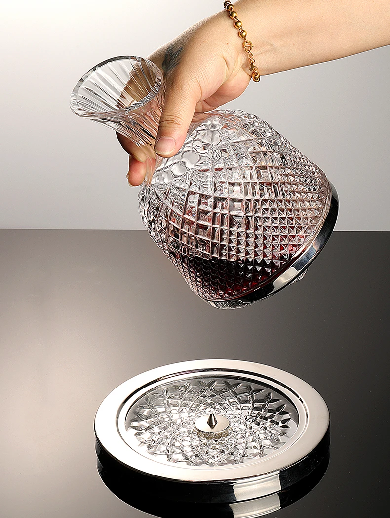 

Crystal Liquor Divider Glass Diamond Incision Gyro Tumbler Decanter Wine Set With Crystal Holder 6 Pieces Luxury Goblet 1500ml