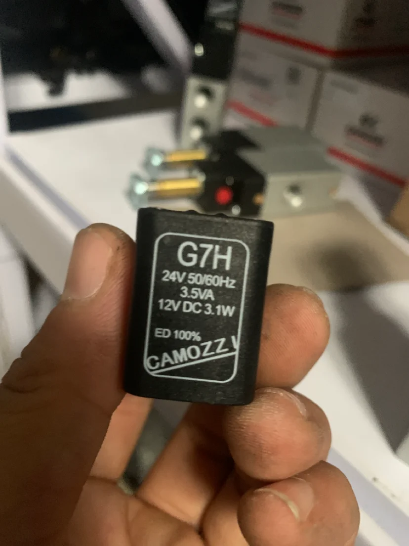 [SA] новые оригинальные аутентичные специальные продажи электромагнитные клапаны