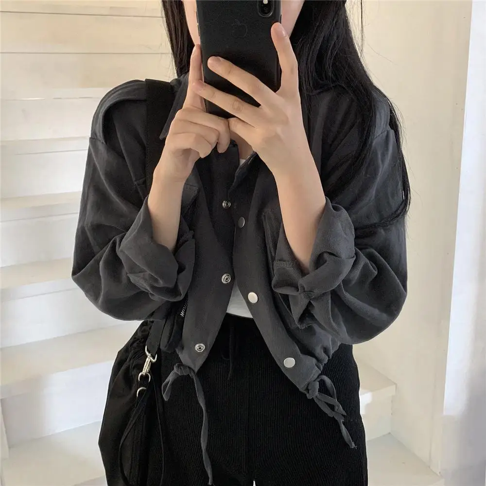 Куртка женская осенняя короткая однотонная с отложным воротником | Женская