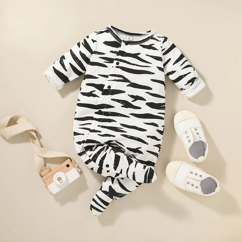 Newborn baby clothes baby jumpsuit 2021 spring and autumn fashion leopard print long-sleeved one-piece baby clothes 0-18M