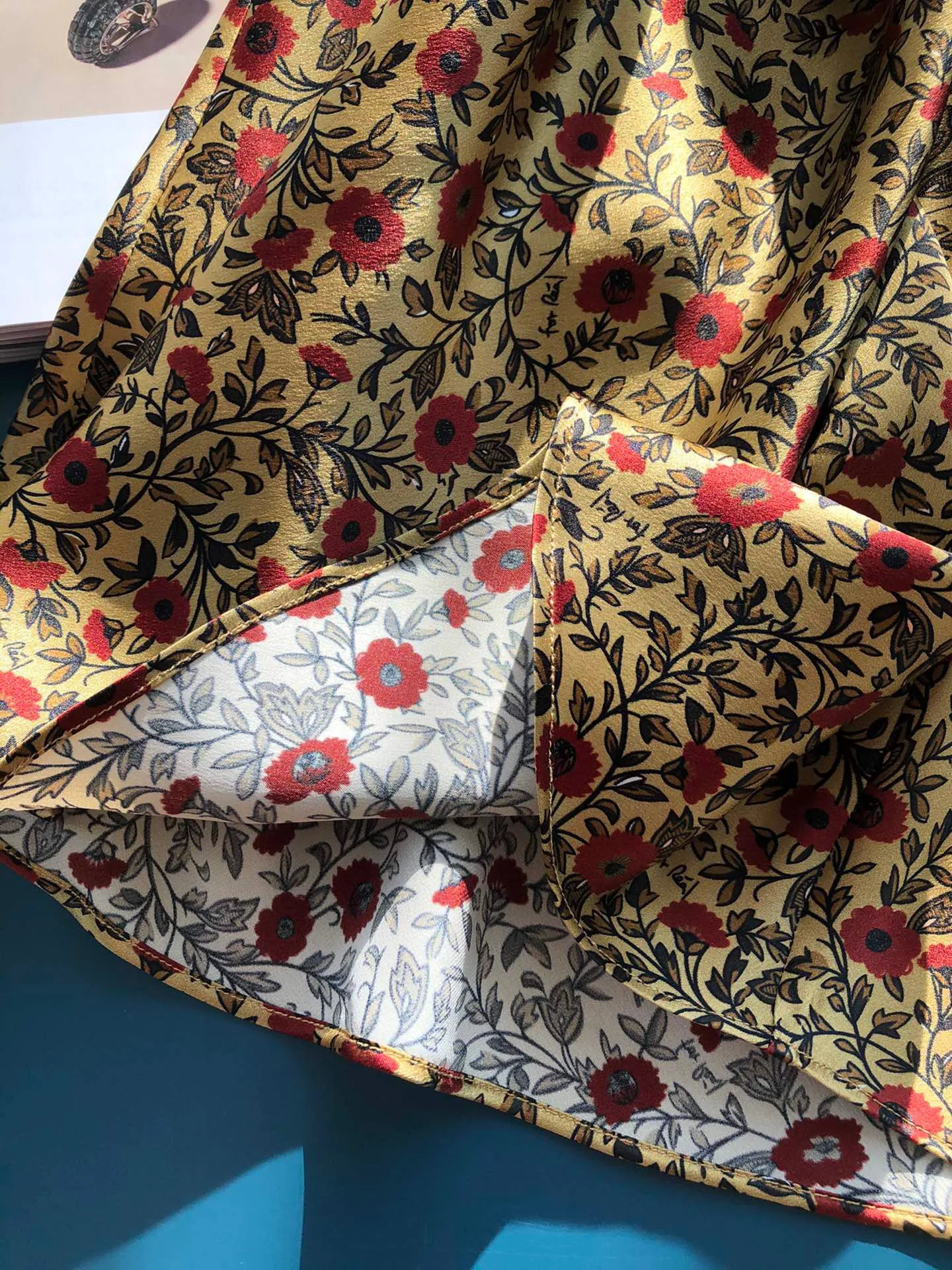

100% Silk Women Mini Skirt Fashion Leopard Floral Print Sweet Package Hip Short Skirts Holiday Clothes 2021 Spring Summer