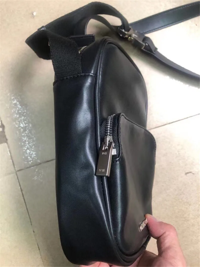 

Black Leather ALYX Men Women Bag Metal Button Double handles Adjustable 1017 ALYX 9SM Backpack