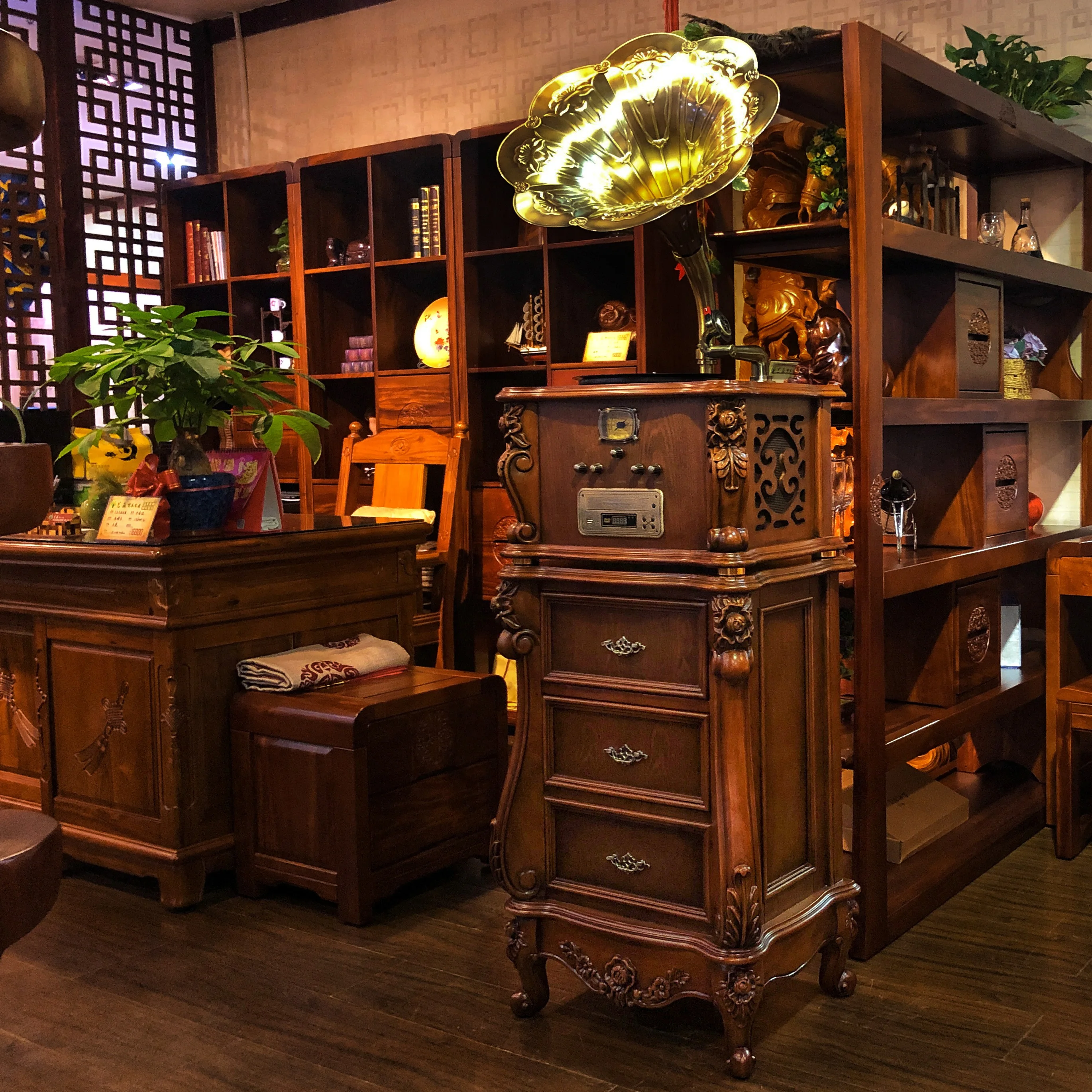 Ретро фонограф старый проигрыватель записей Классический гостиная чайная