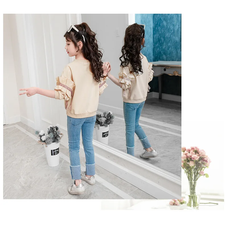 

Girls Sports Clothes Suit New 2020 Autumn Lace sleeve Shirt + Denim Pants 2 Pcs Sets For Kids Clothing Teen Children Tracksuit